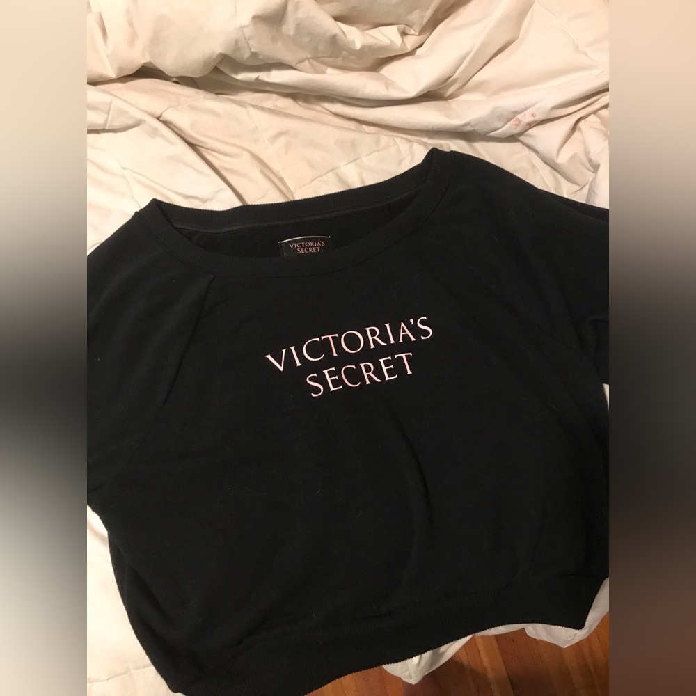 victoria’s secret sweater